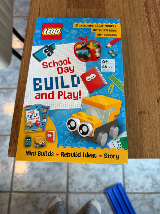 School day build and play
