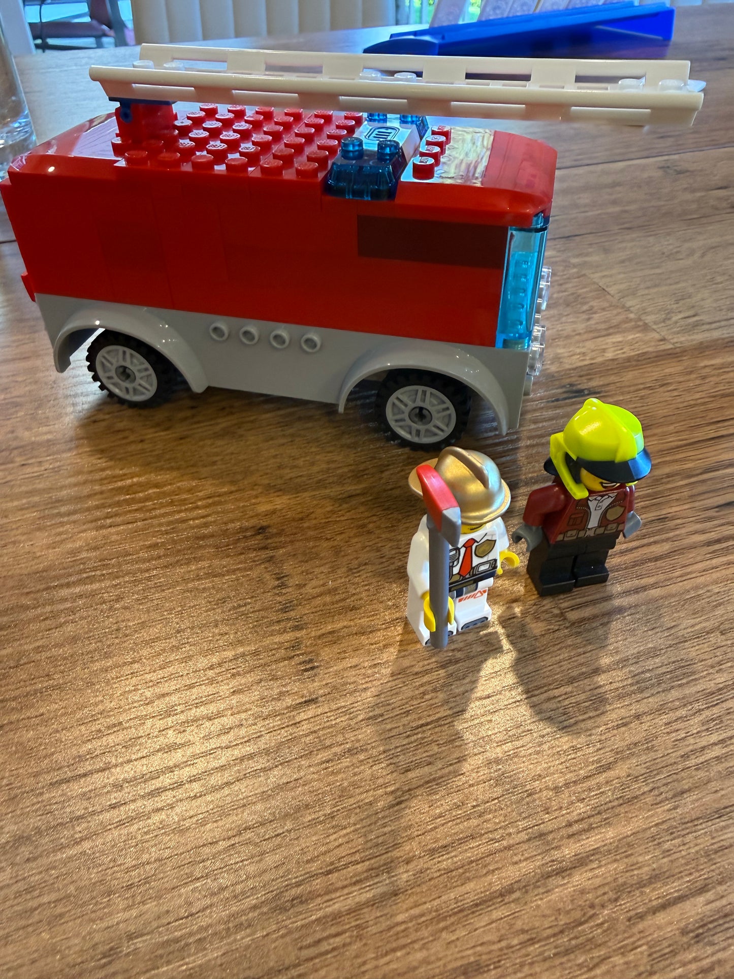 Firetruck including mini figs